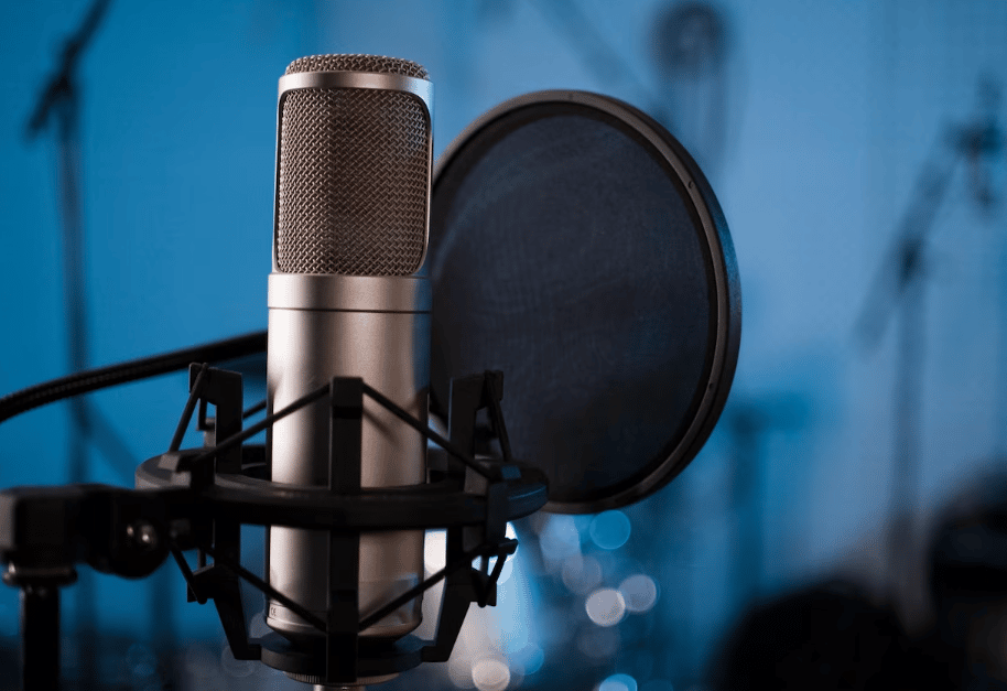 Microfones baratos
microfones gamer
microfones para podcast
