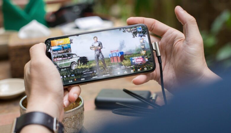 Mobile for games? Know which to buy and where | 323e3a70 screen post hixmjh9xhoo unsplash scaled 1 | android, cellphone, ios, mobile games, mobile, multiplayer, smartphone | mobile gaming tips/guides