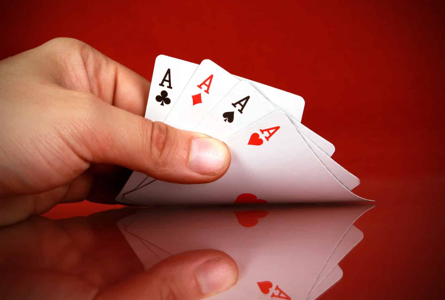 Онлайн покер 5 карт как делать ставки по футболу на тотализаторе